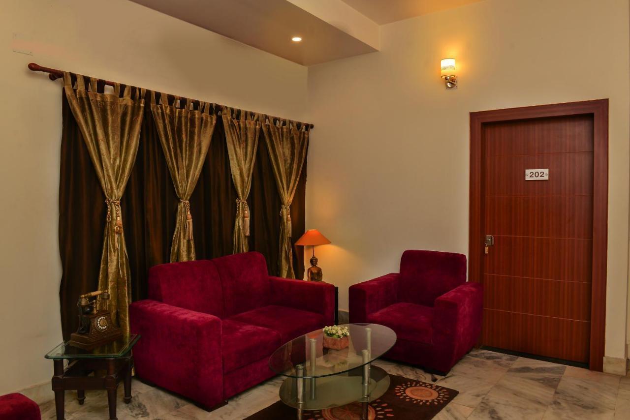 Magnolia Inn Guwahati Esterno foto