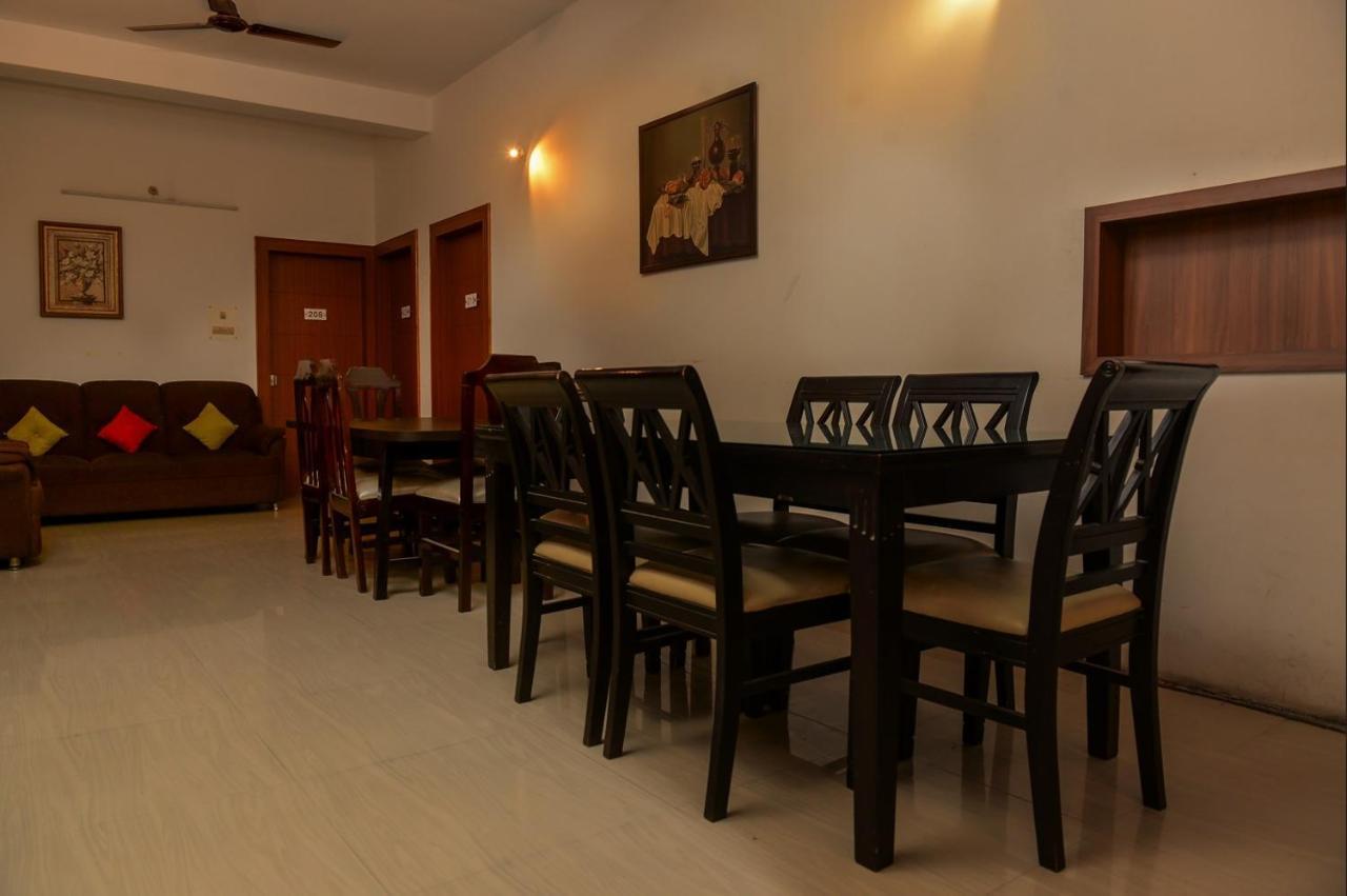 Magnolia Inn Guwahati Esterno foto