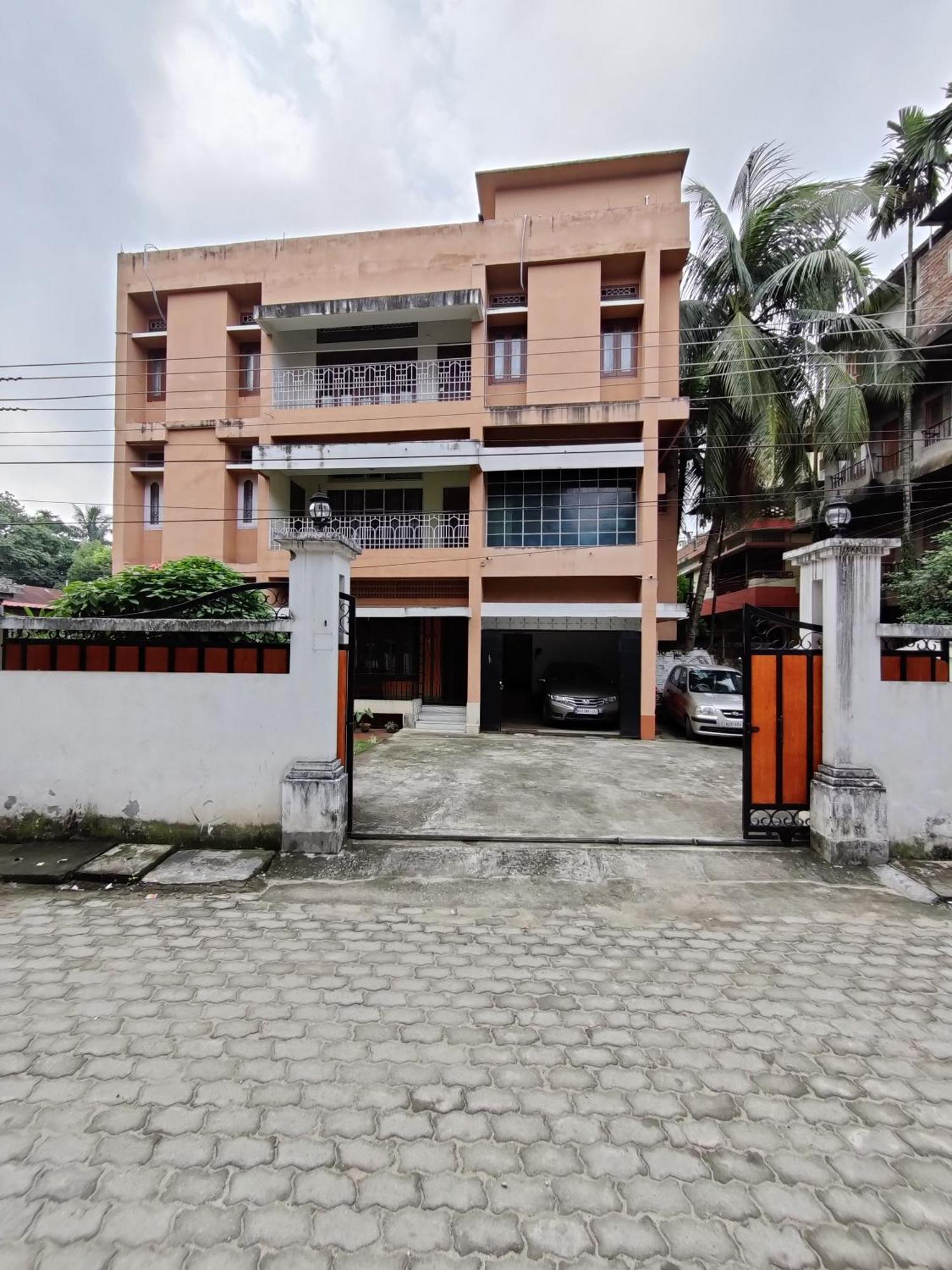 Magnolia Inn Guwahati Esterno foto